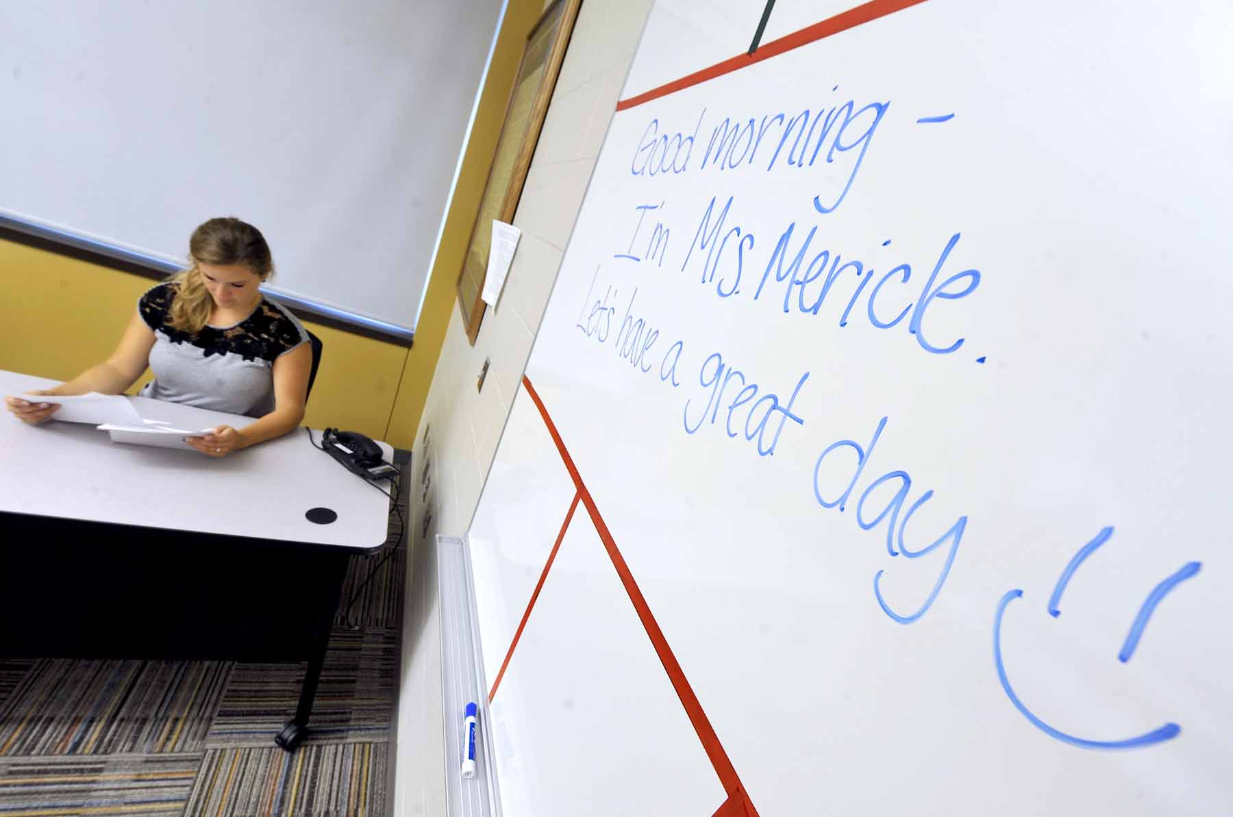 As school year nears, substitute teachers are scarce | News, Sports, Jobs -  Messenger News